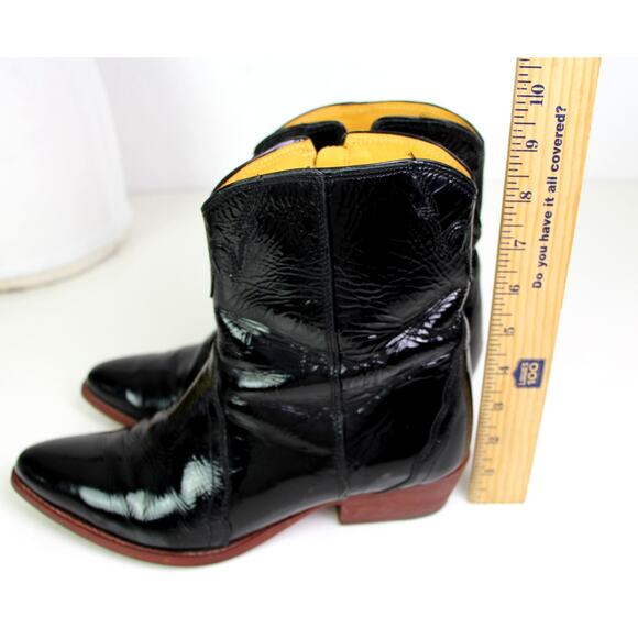 Free People PATENT BLACK GENUINE LEATHER POINTED TOE ZIP SIDE ANKLE BOOTS Sz 40 - Picture 6 of 11